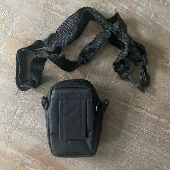 Black Camera Case - Picture 2 of 4